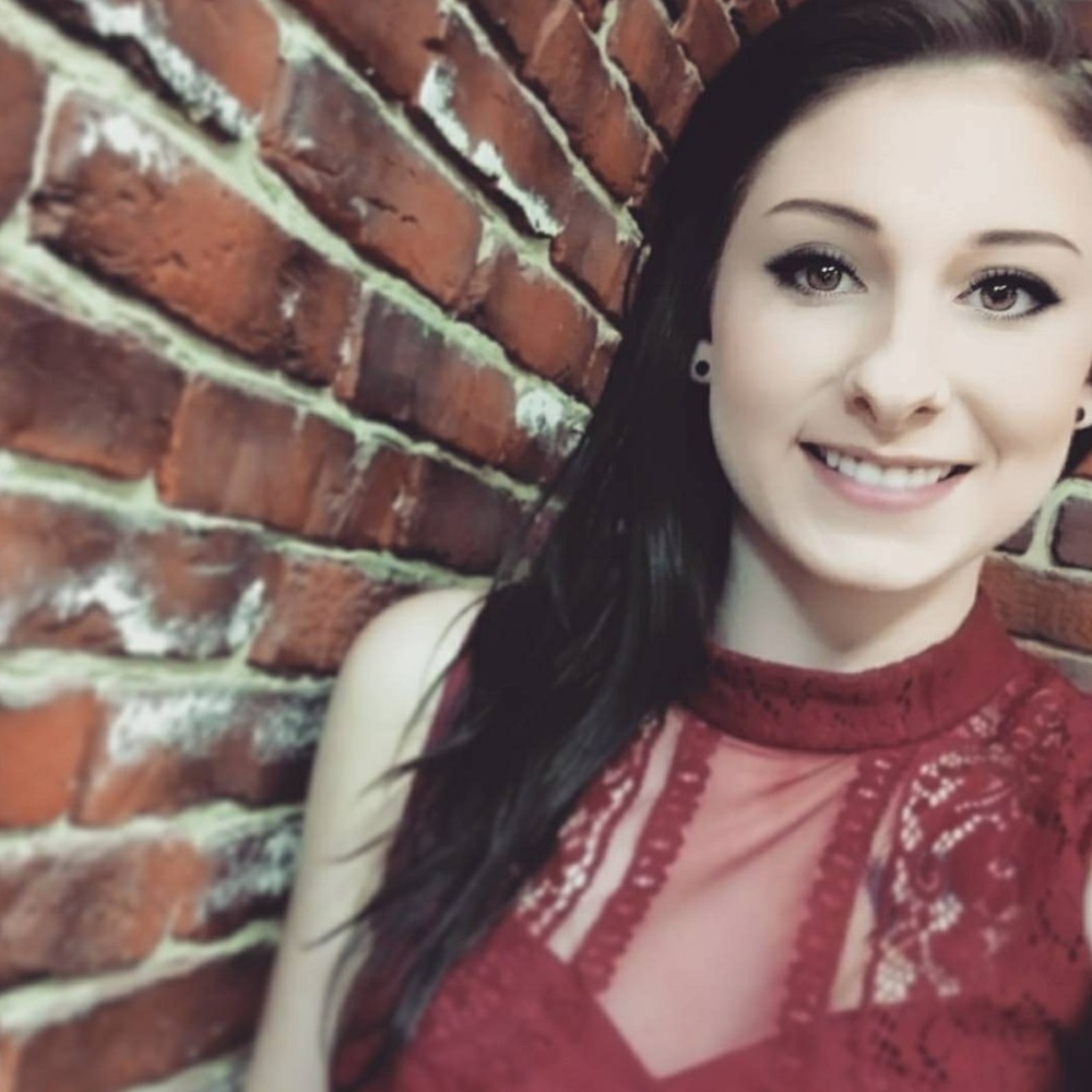 Meet your Posher, Krystal